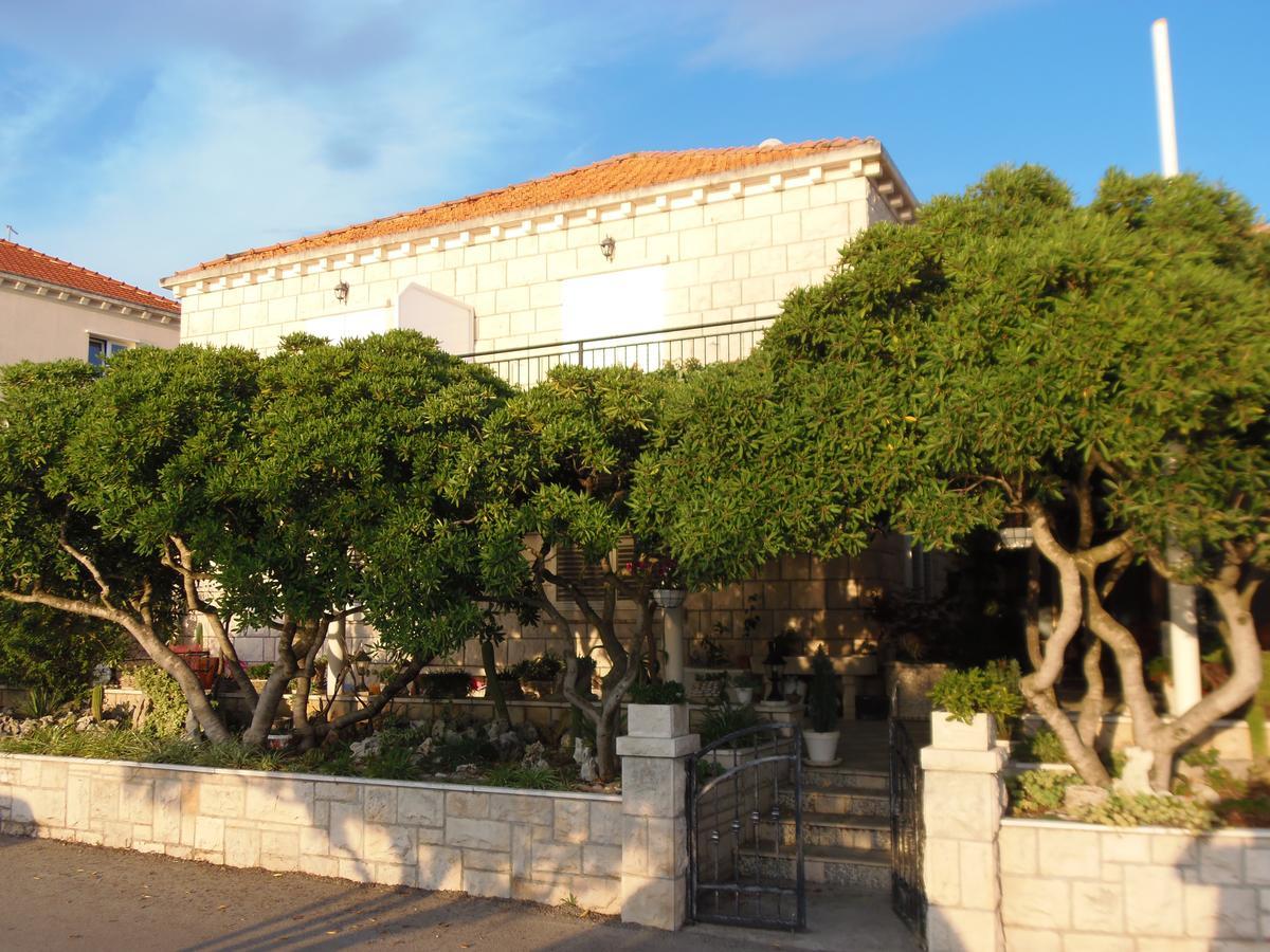 Villa Nobilo Lumbarda Buitenkant foto